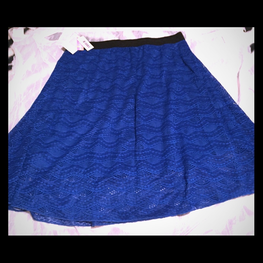 LuLaRoe Lola